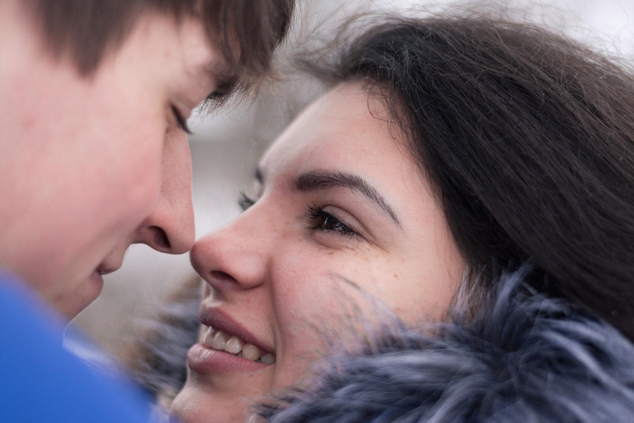 couple-3157067_1280